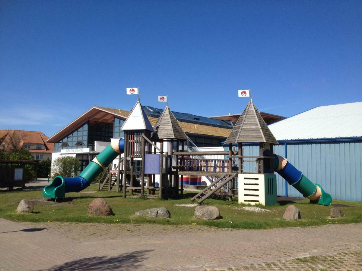 Ferienwohnung "Kranich" Im Ferien-Resort Ruegen Sagard Dış mekan fotoğraf